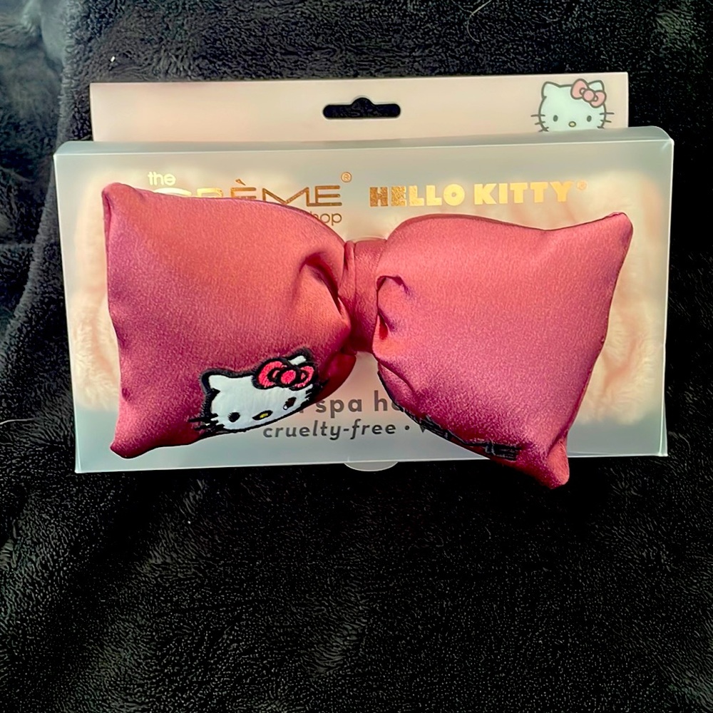 🎀Hello kitty satin head band